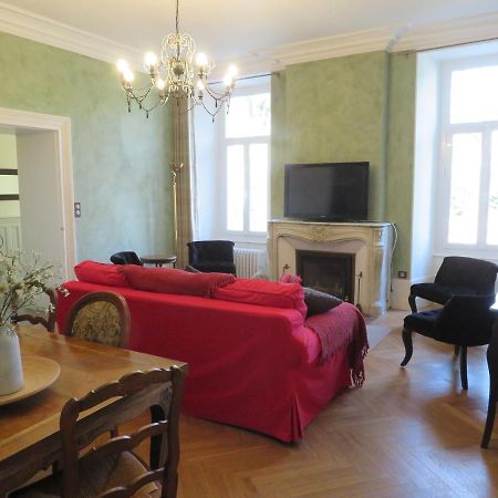 Chambres D'Hotes Chateau De Viviez Bagian luar foto