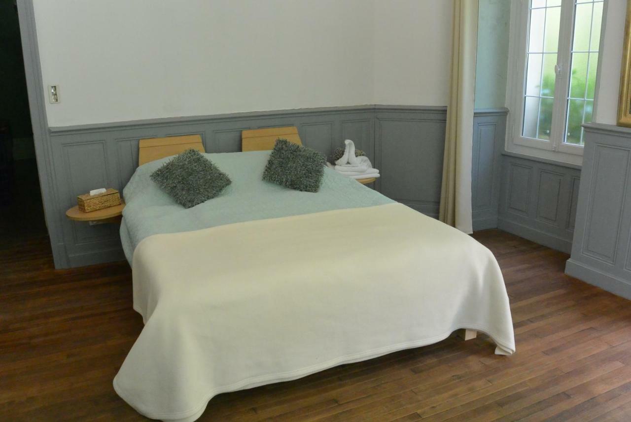 Chambres D'Hotes Chateau De Viviez Bagian luar foto